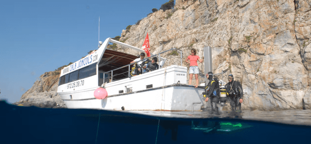 INMERSIÓNES DESDE BARCO DESDE CALA JONCOLS